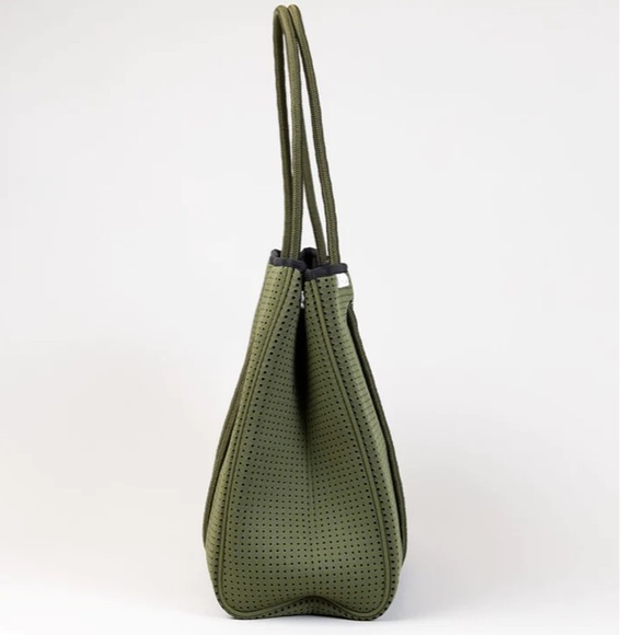 NWT Anthropologie’s Jimelia Everyday Tote in Olive - Picture 3 of 6